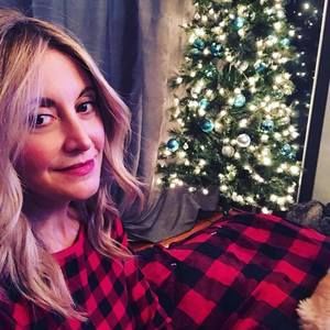 Meet your Posher, Emilia